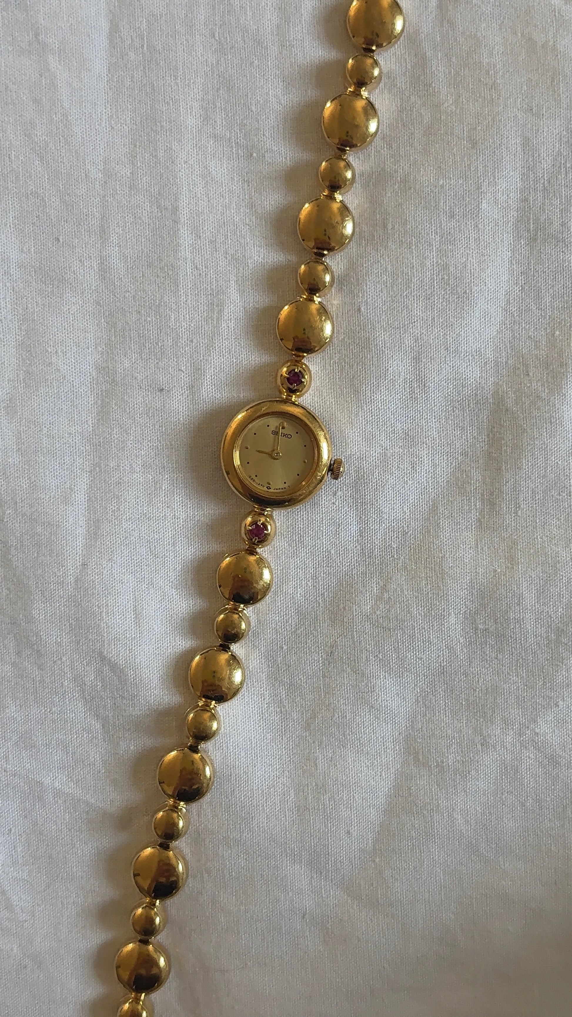 WORKING Seiko Ruby Detail Clasp Watch