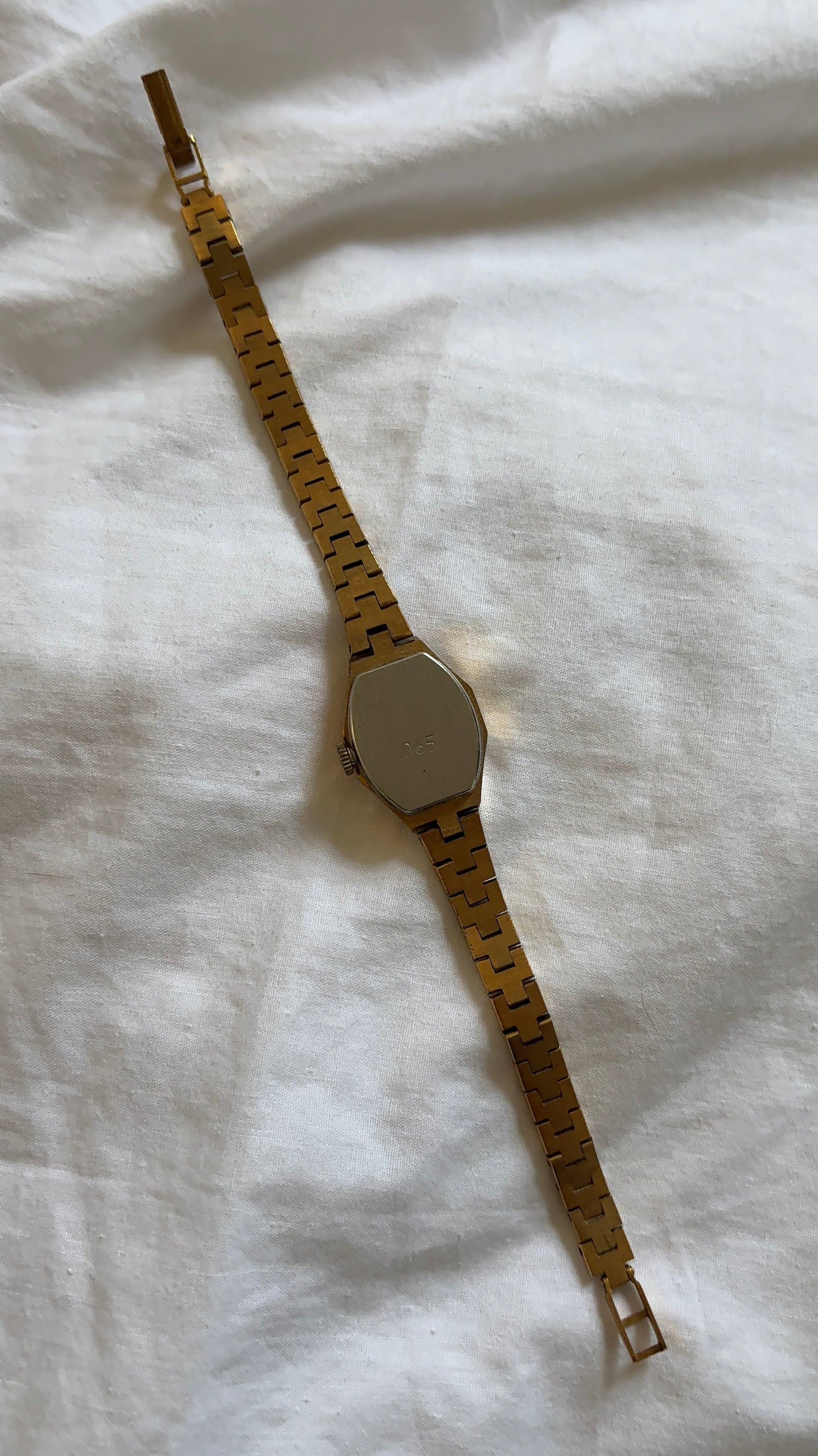WORKING USSR Era Gold Watch