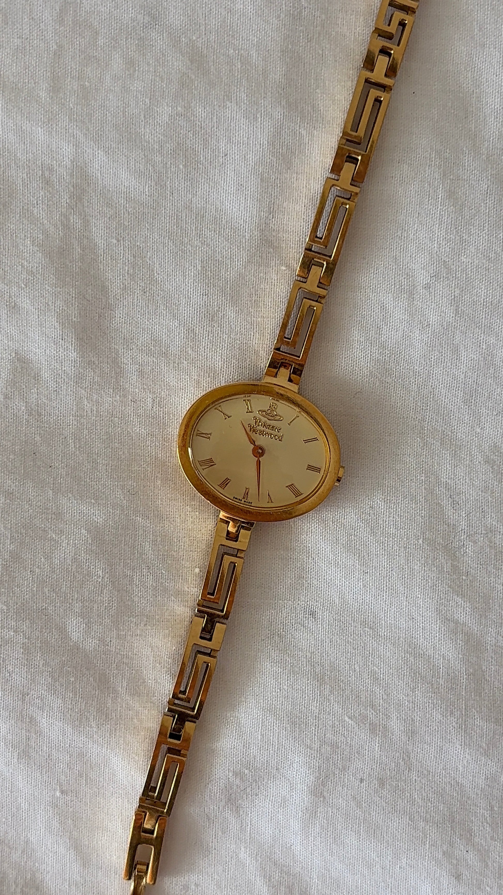 WORKING Dainty Vivienne Westwood Watch