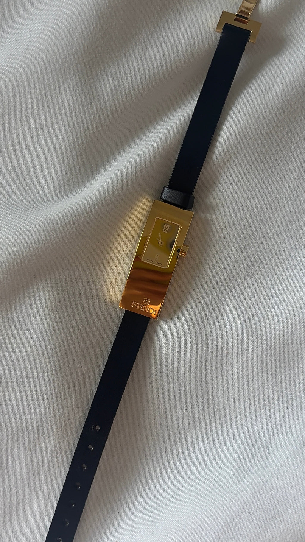 Fendi Sleek Leather Watch