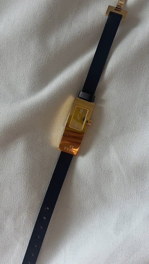 Fendi Sleek Leather Watch