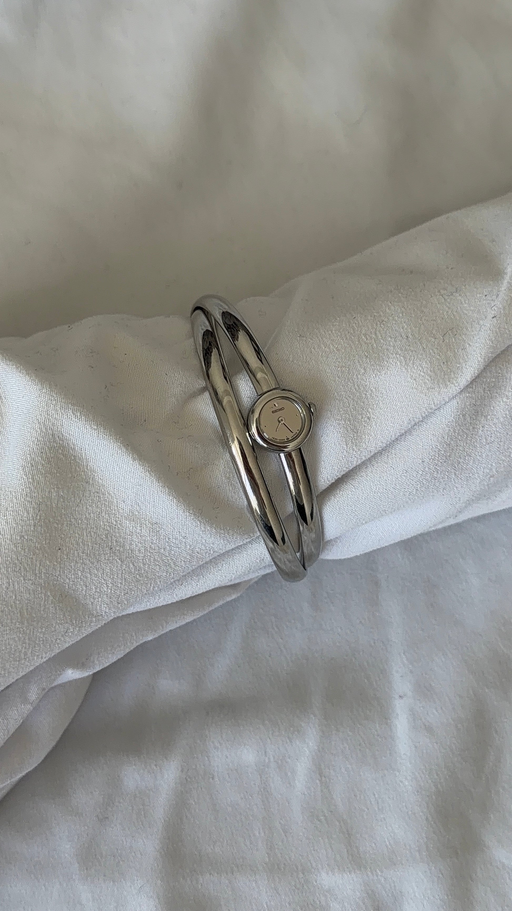 Working Silver Intertwined Bangle Watch