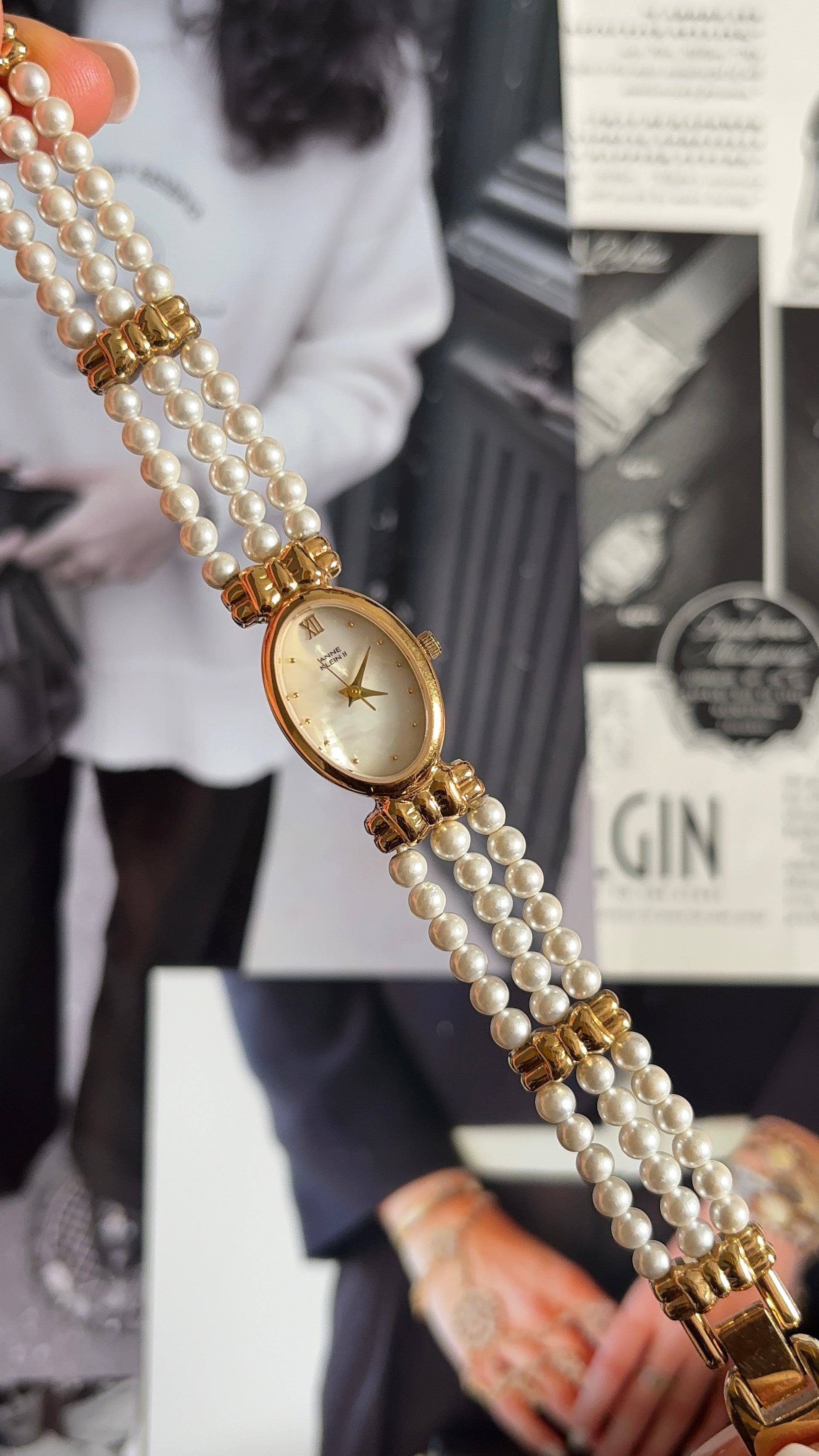 WORKING Pearl Band Clasp Watch