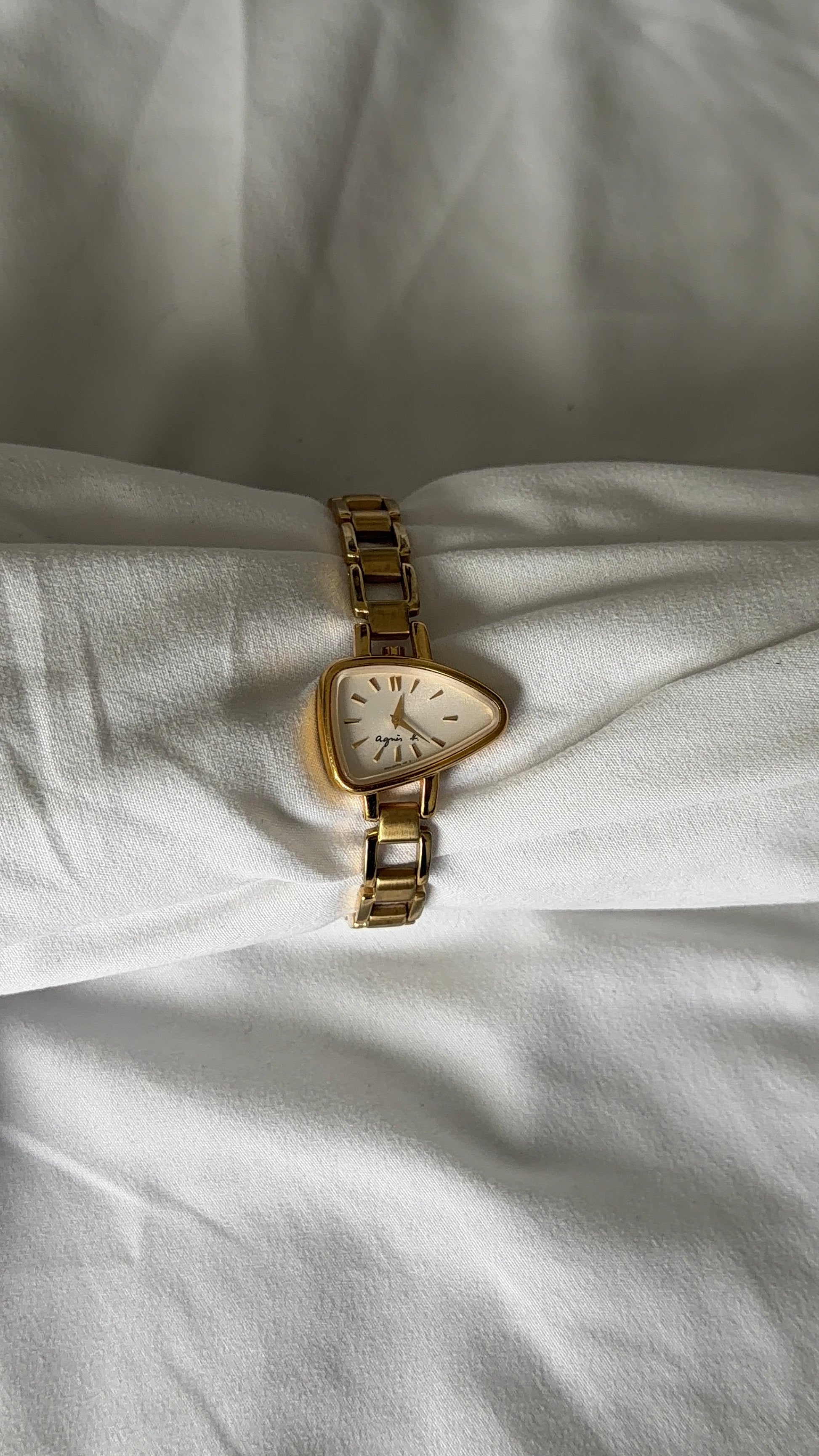 WORKING Triangle Dial Watch