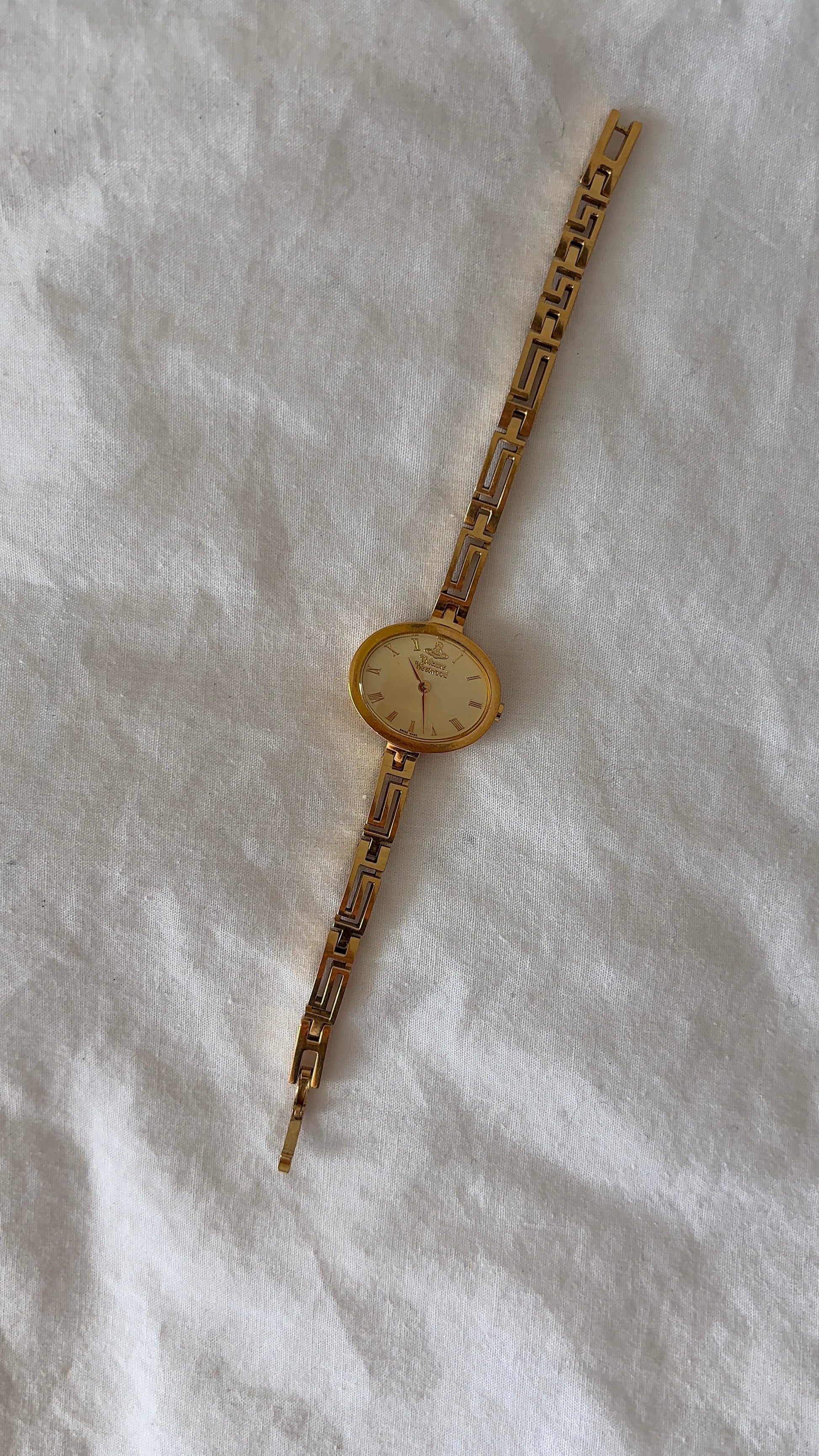 WORKING Dainty Vivienne Westwood Watch
