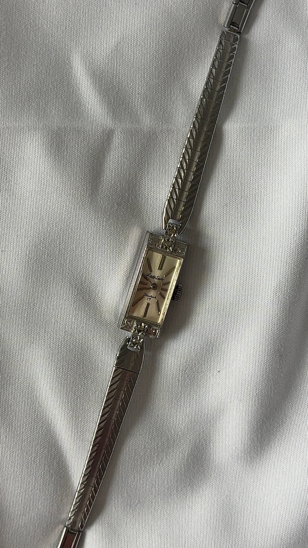 WORKING Art Deco Seiko Silver Watch