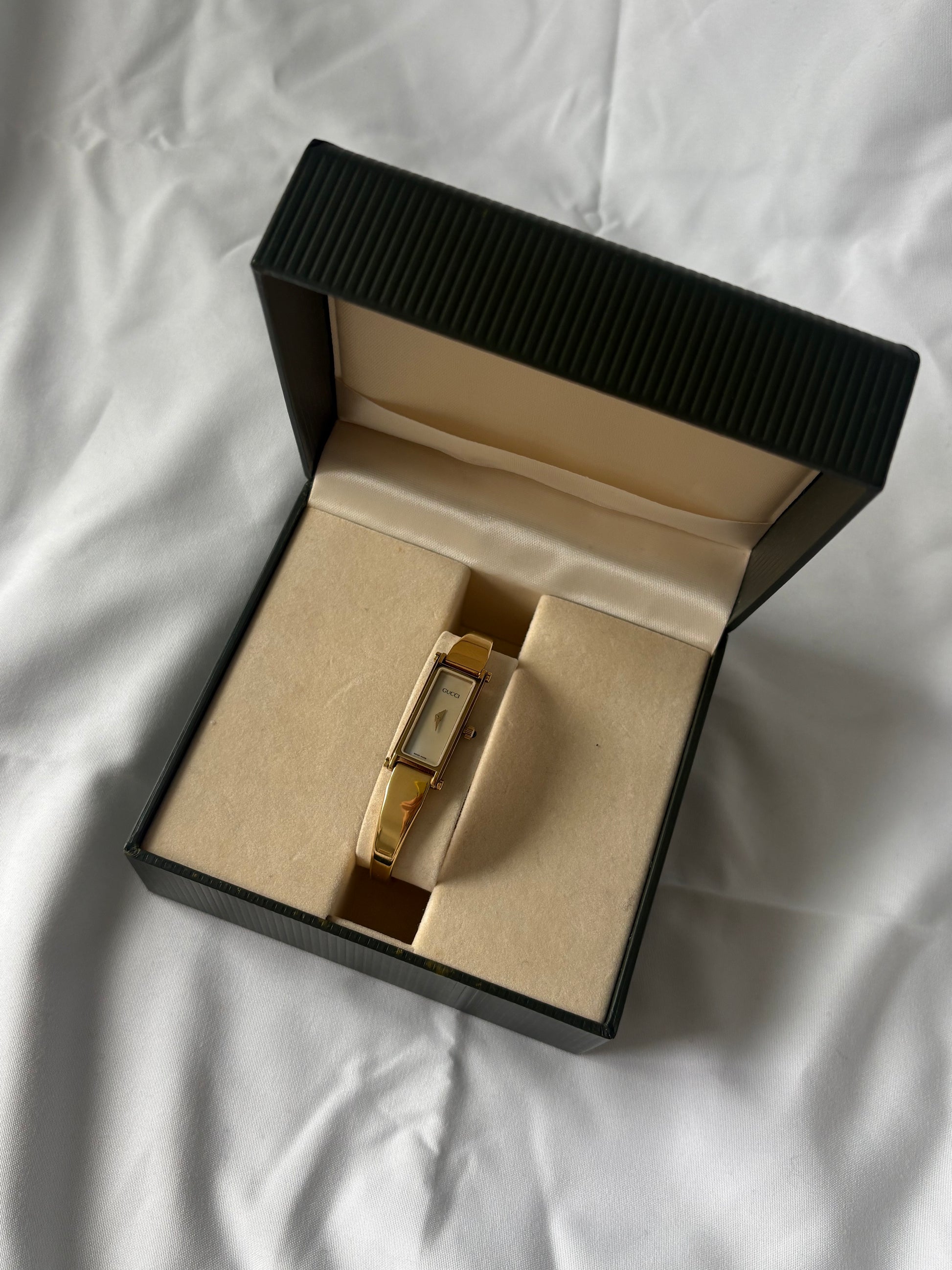 WORKING Gucci Horsebit Clasp Watch