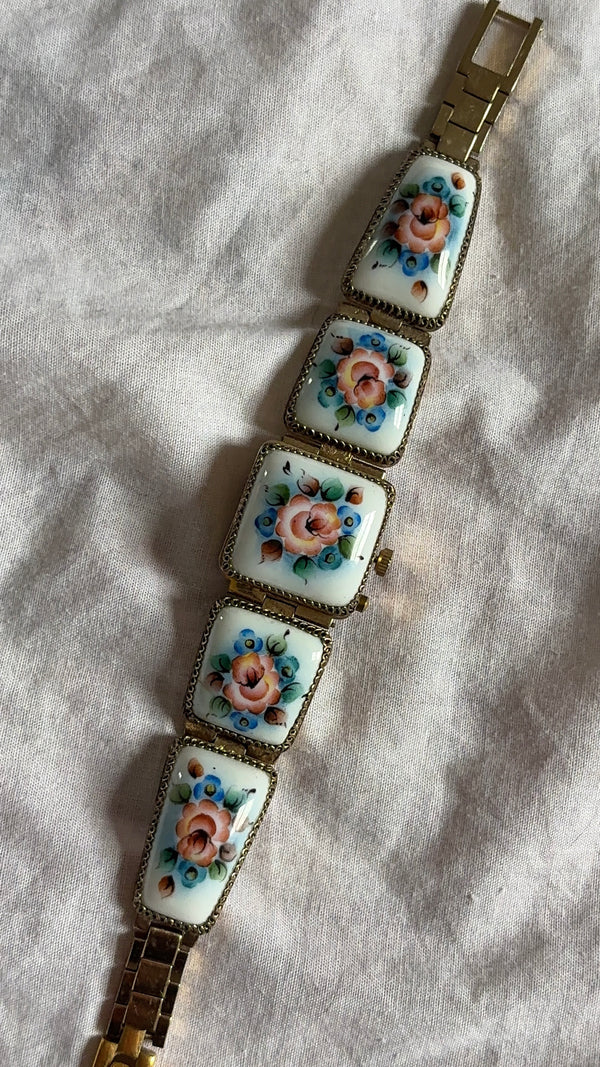 WORKING Floral Peek-A-Boo Watch