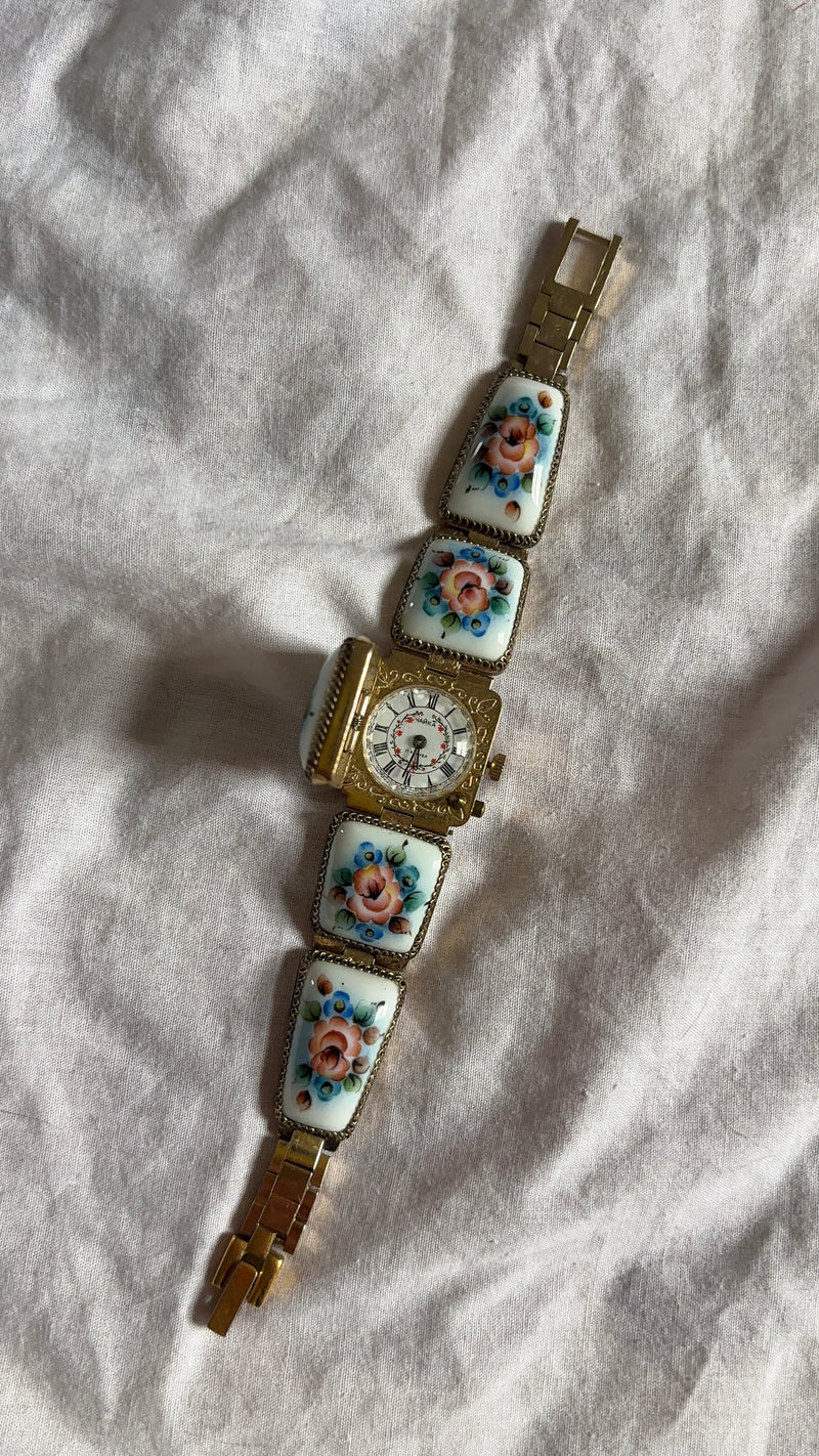 WORKING Floral Peek-A-Boo Watch
