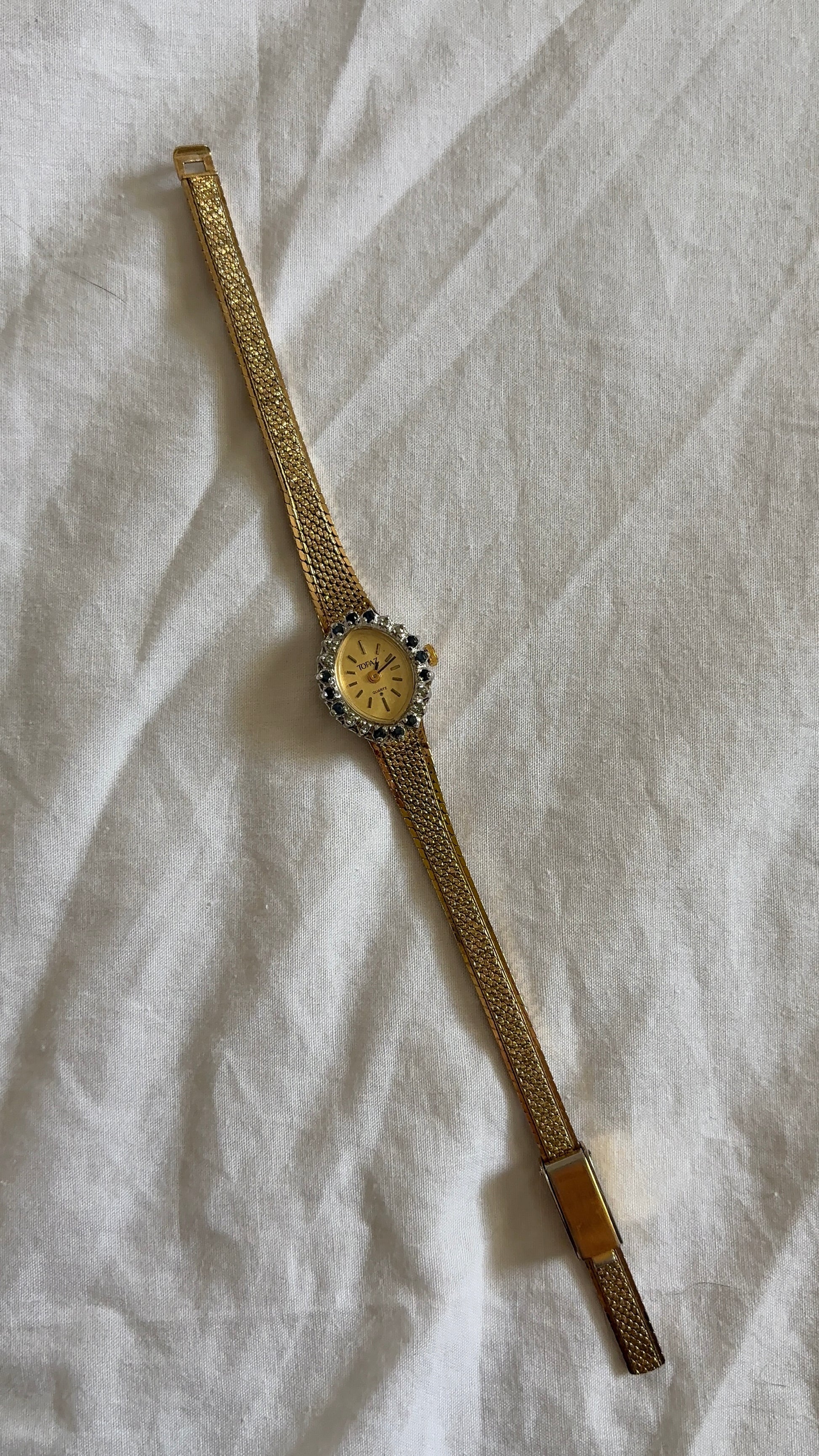 WORKING Blue Gemstone Gold Watch