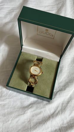 WORKING Dainty Gucci Watch