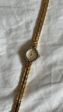 WORKING Dainty Gold-Tone Clasp Watch