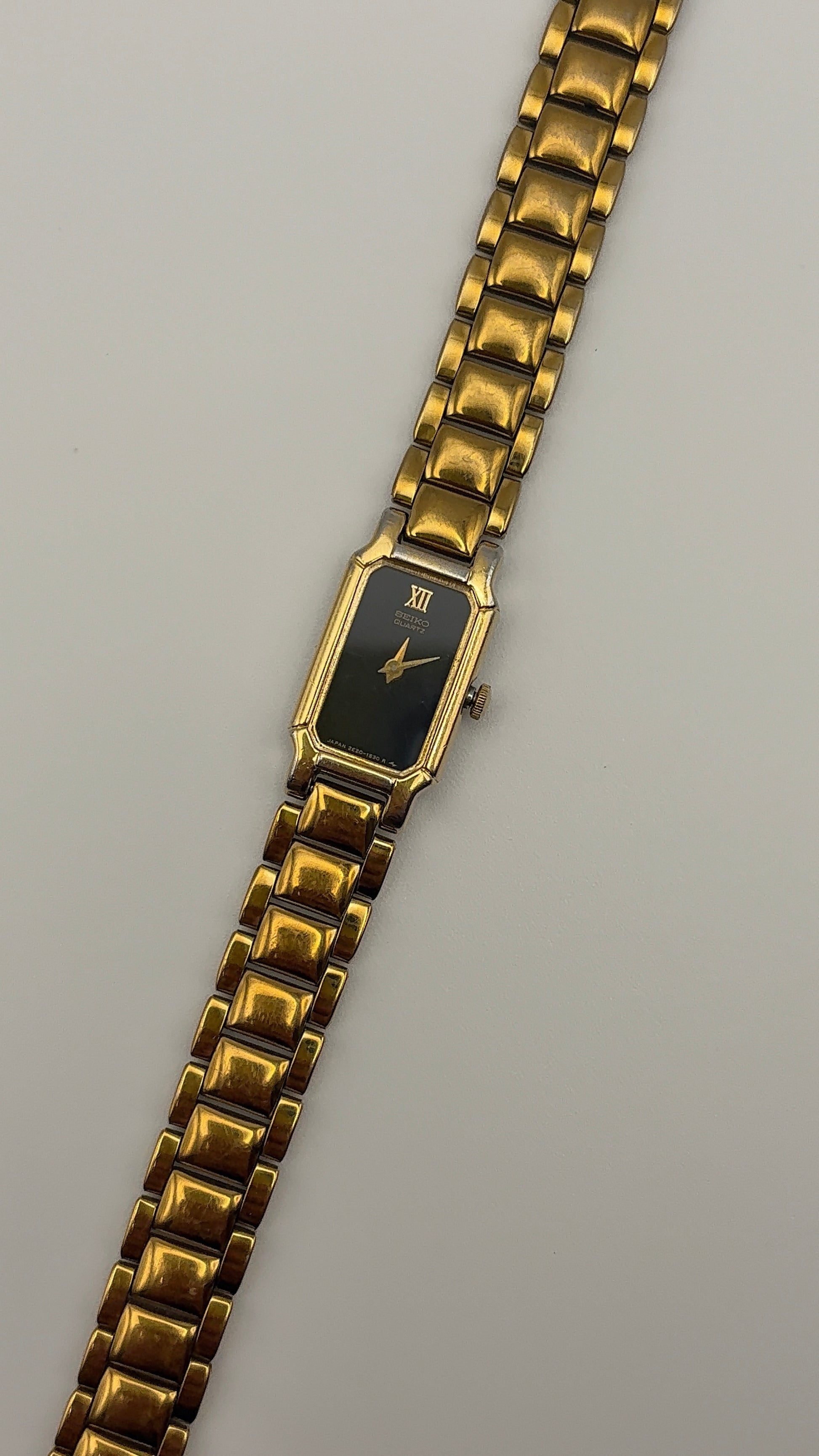 WORKING Seiko Black Dial Clasp Watch