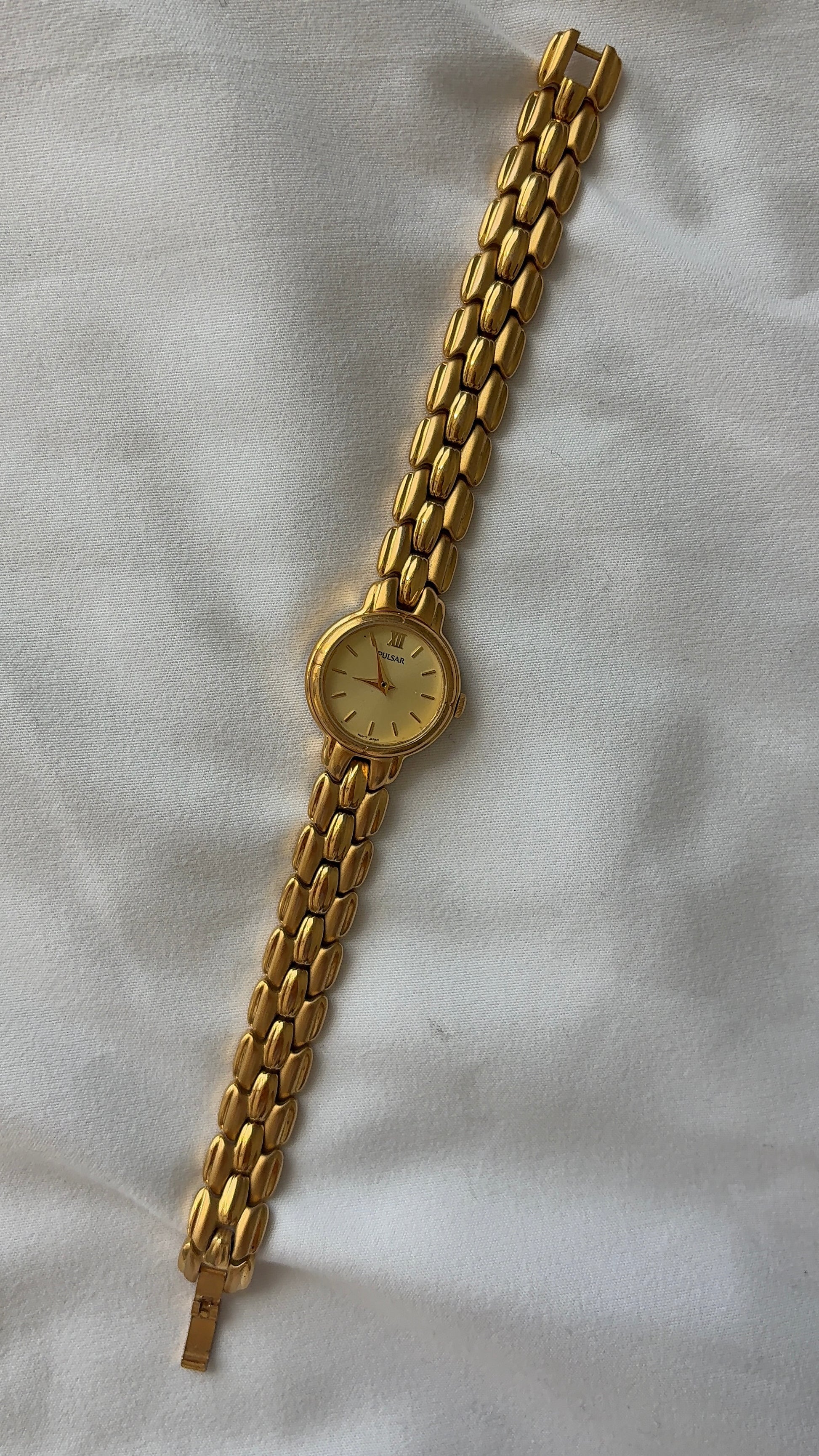 WORKING Pulsar Oval Link Watch