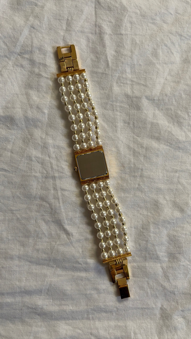 WORKING Gold-Tone Pearl Band Clasp Watch