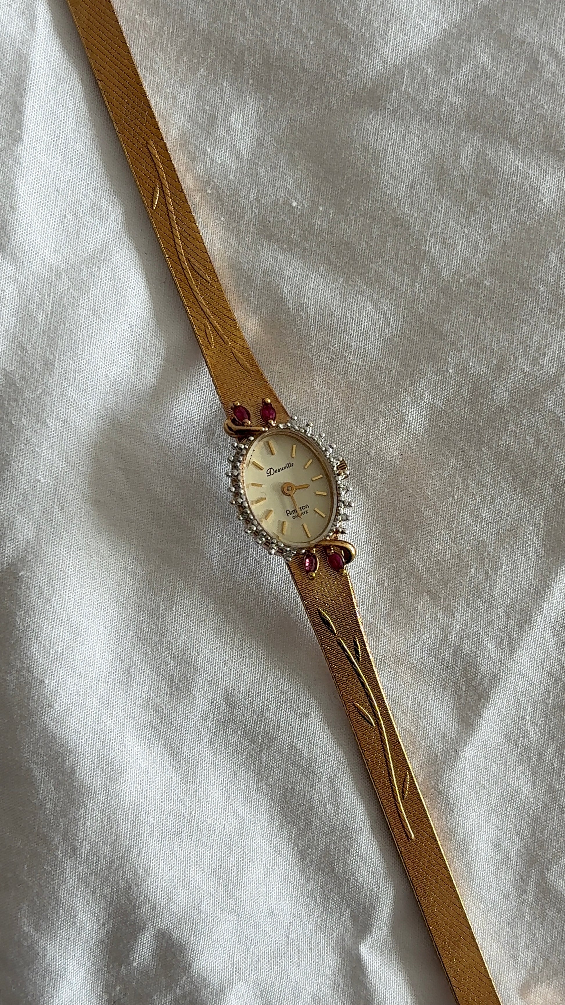 WORKING Deauville Pink Gemstone Textured Band Watch
