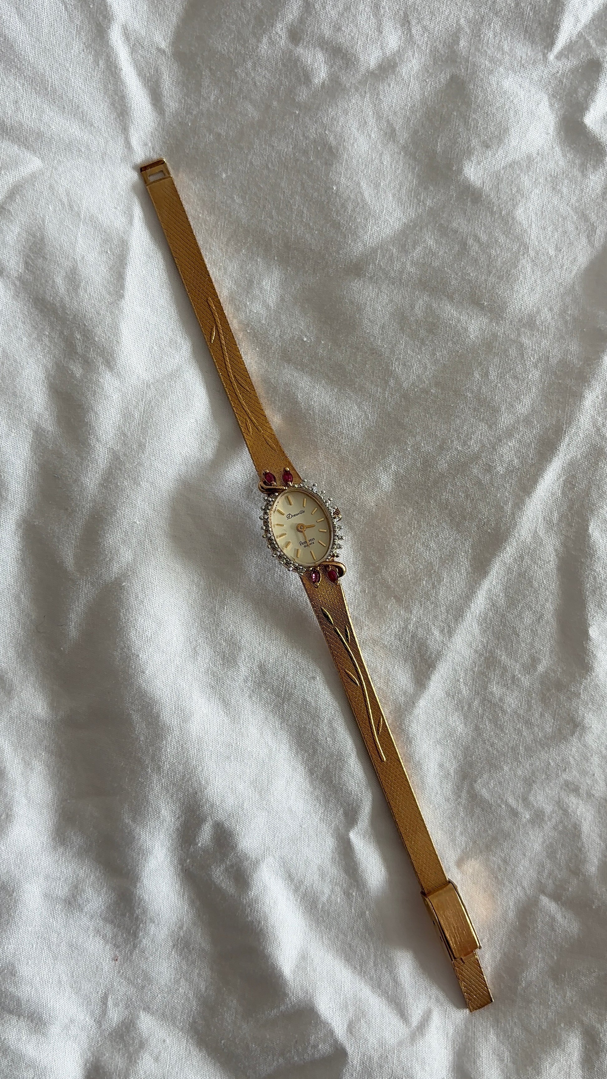 WORKING Deauville Pink Gemstone Textured Band Watch