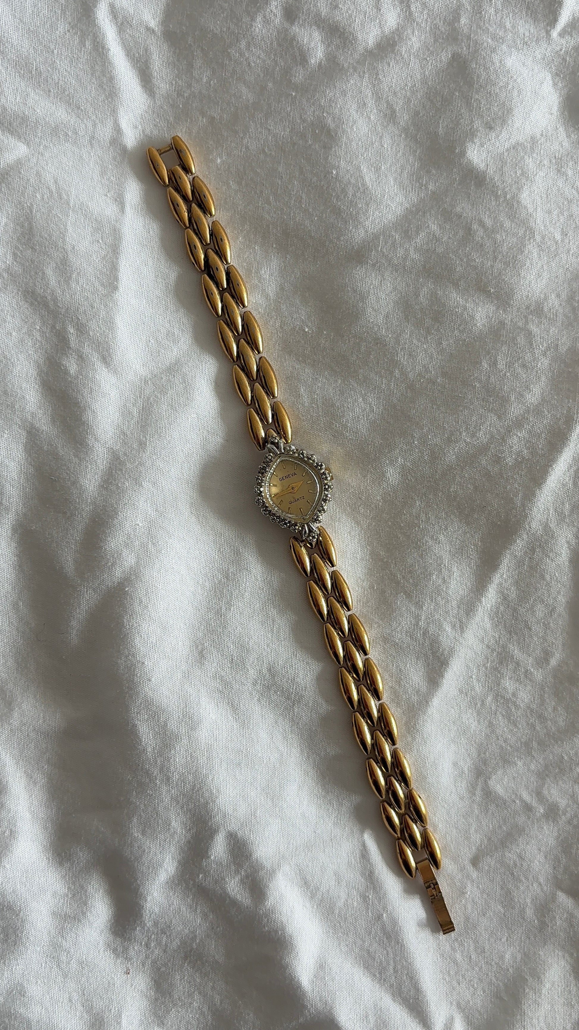 WORKING Geneva Gold Dial Watch