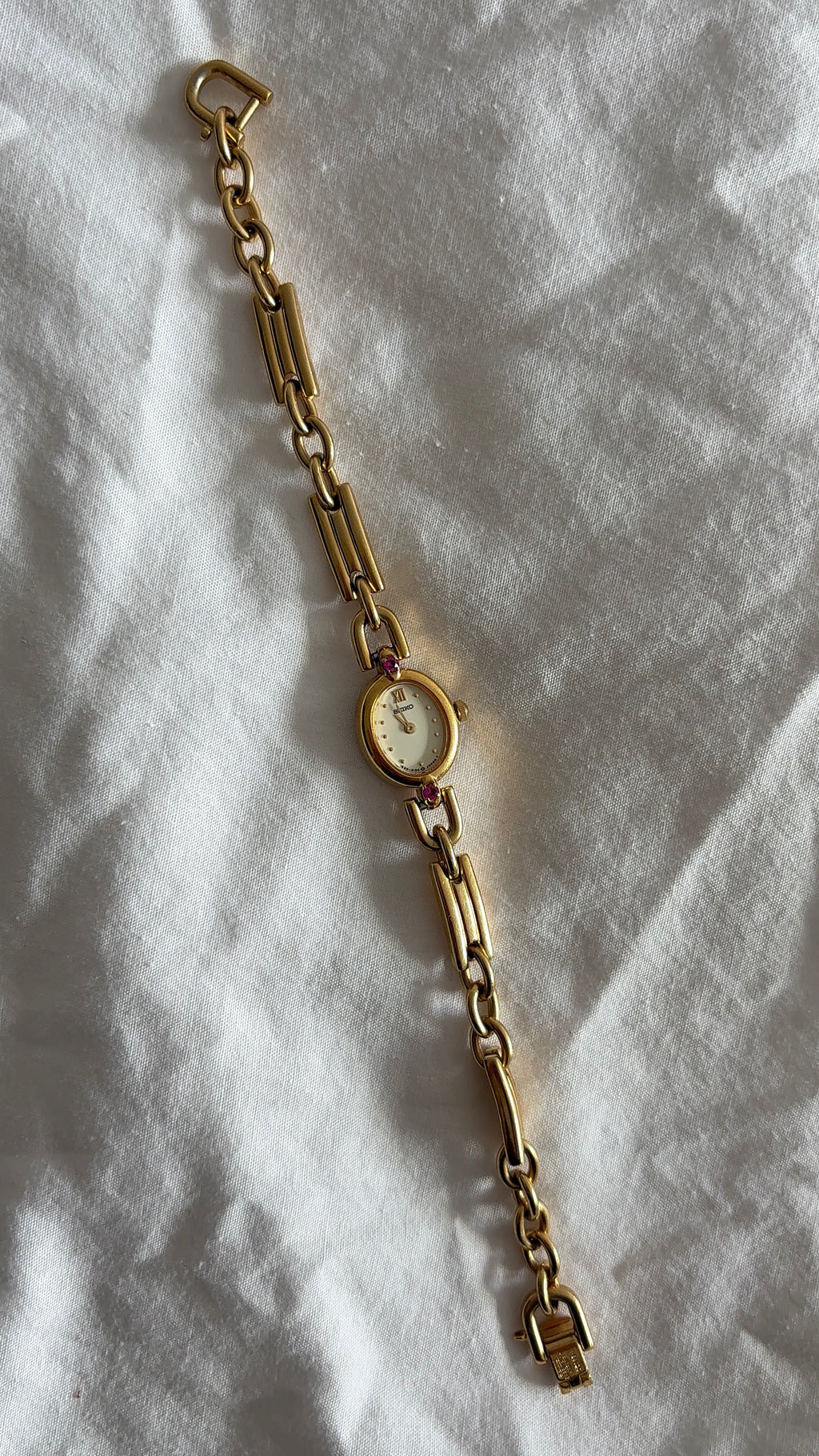 WORKING Seiko Pink Gemstone Watch
