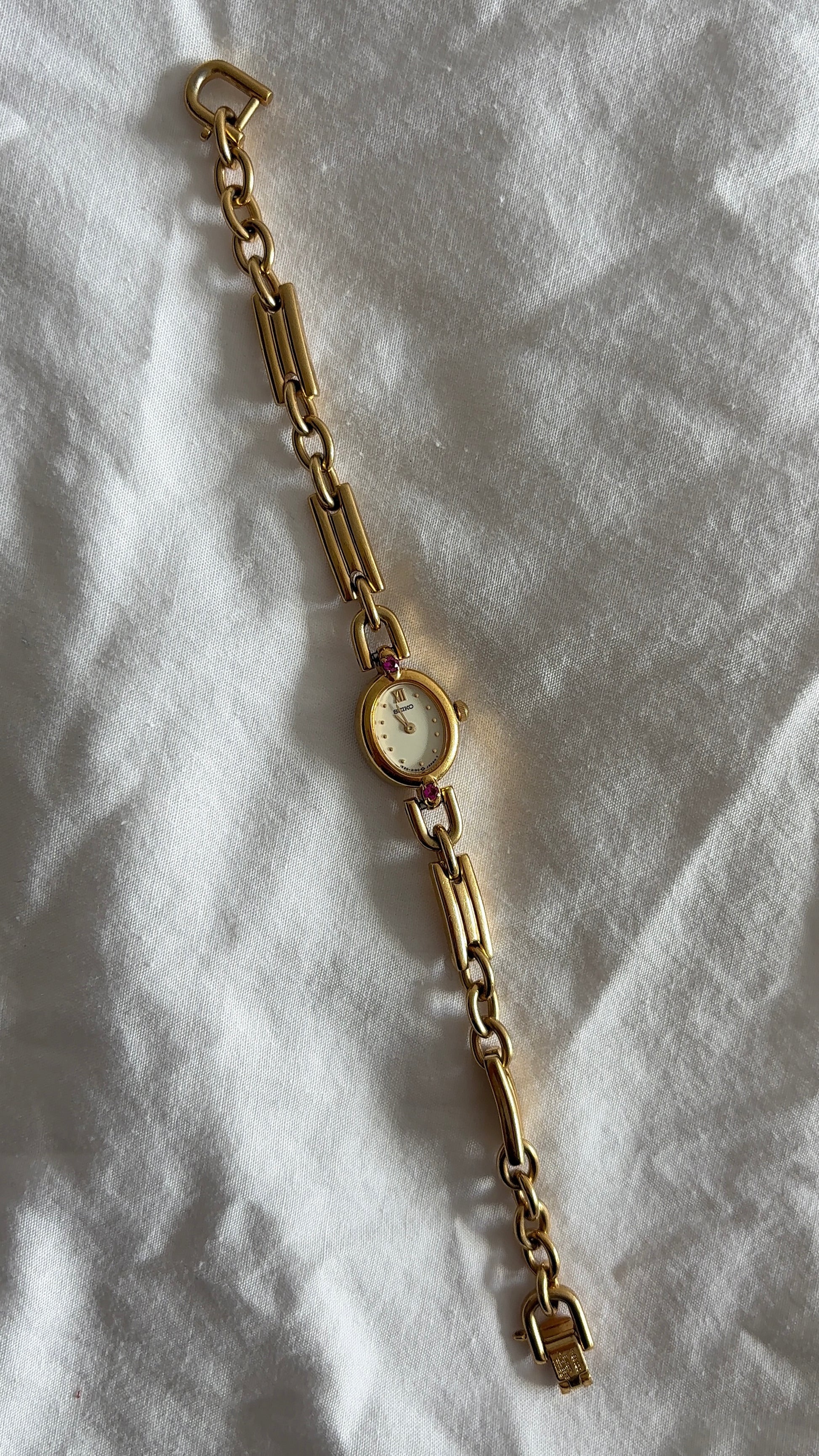 WORKING Seiko Pink Gemstone Watch